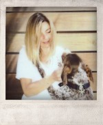 Polaroid de Renée Claude Riendeau avec un chien